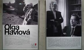 Výstava fotografií o paní Olze Havlové