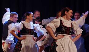 Folklórní soubor Velen - Pásmo Vojna (derniéra)
