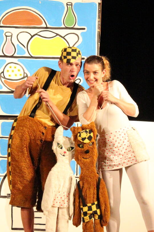 Divadlo SemTamFór: Povídání o pejskovi a kočičce